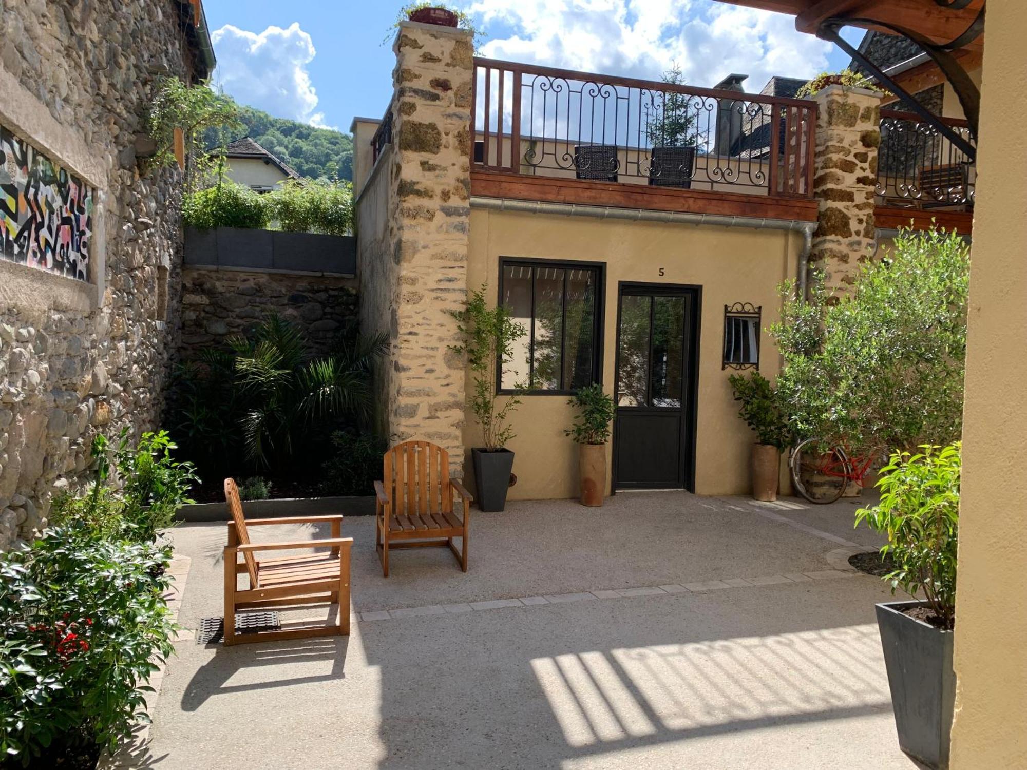 Le Patio - Vallée d'Aspe Bedous Extérieur photo